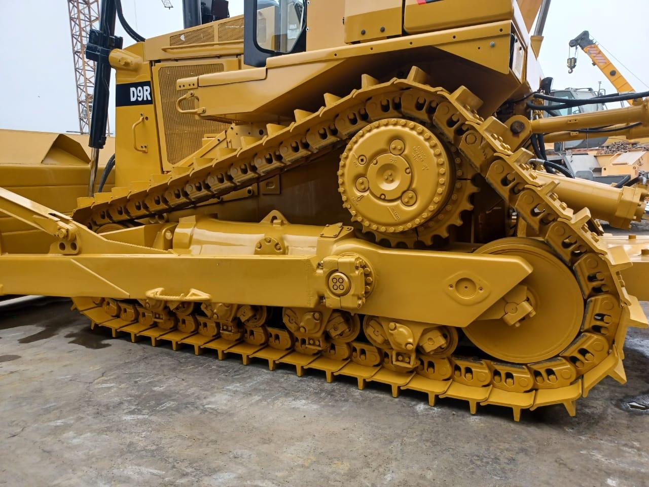 Caterpillar D9R Heavy Machinery